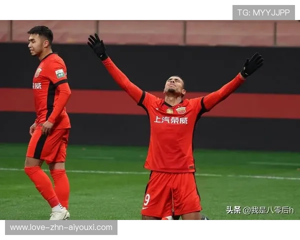 上海海港外援拼尽全力,亚冠小组赛出线形势严峻